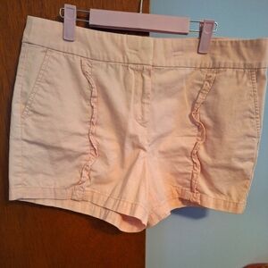 Loft Peach Ruffle Women Shorts Size 12 Inseam 4"